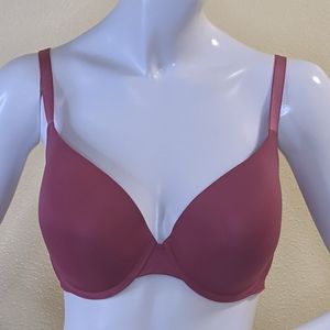 VS T-shirt Lightly Lined Demi